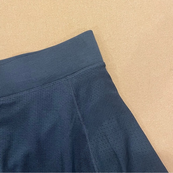 lululemon Swiftly Tech High Rise Tennis Skirt Navy Blue Size 14 - Picture 3 of 11